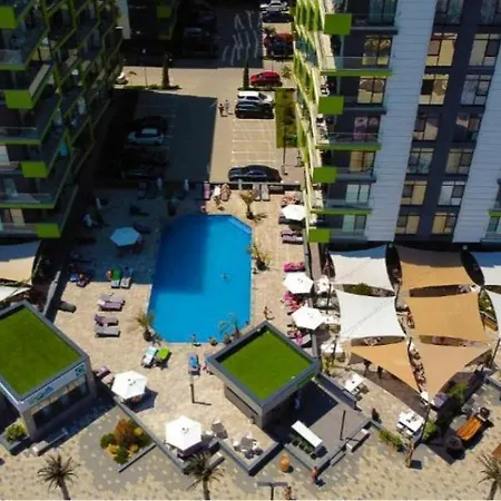 Fabulous Beach & Pool Premium Family Suit In Prima Linie La Mare - Private Parking アパート