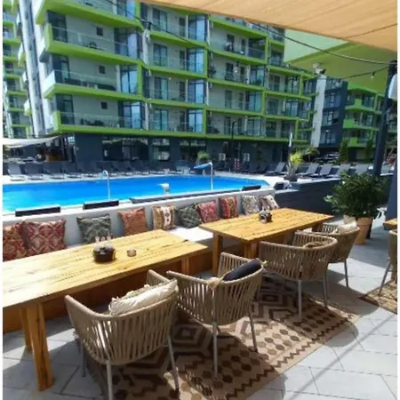 Fabulous Beach & Pool Premium Family Suit In Prima Linie La Mare - Private Parking *