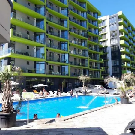 アパート Fabulous Beach & Pool Premium Family Suit In Prima Linie La Mare - Private Parking
